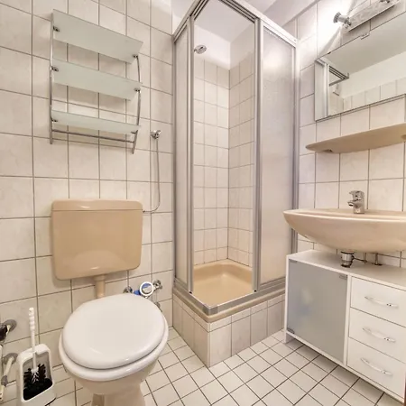 - Haus P, App 0p0305 Appartement *