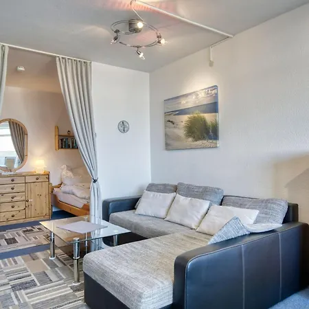 - Haus P, App 0p0305
